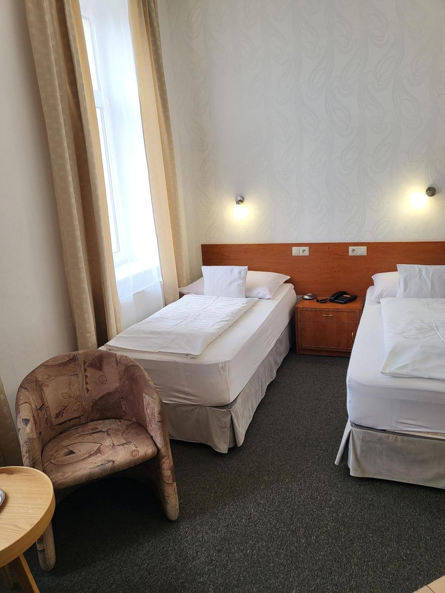Hotel Margit Тренчианске-Теплице Экстерьер фото