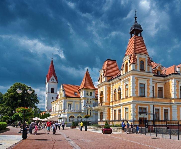 Hotel Margit Тренчианске-Теплице Экстерьер фото