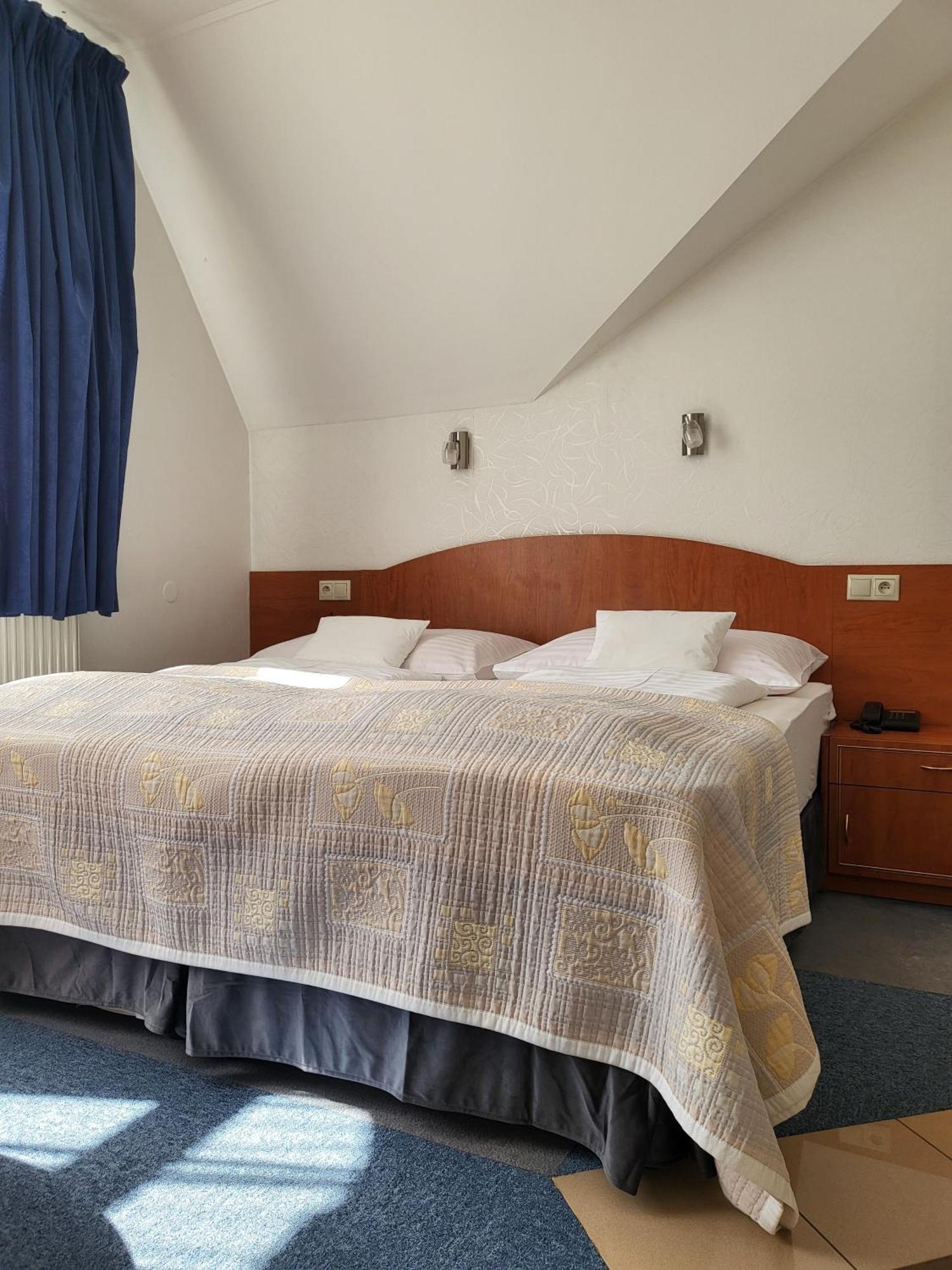 Hotel Margit Тренчианске-Теплице Экстерьер фото