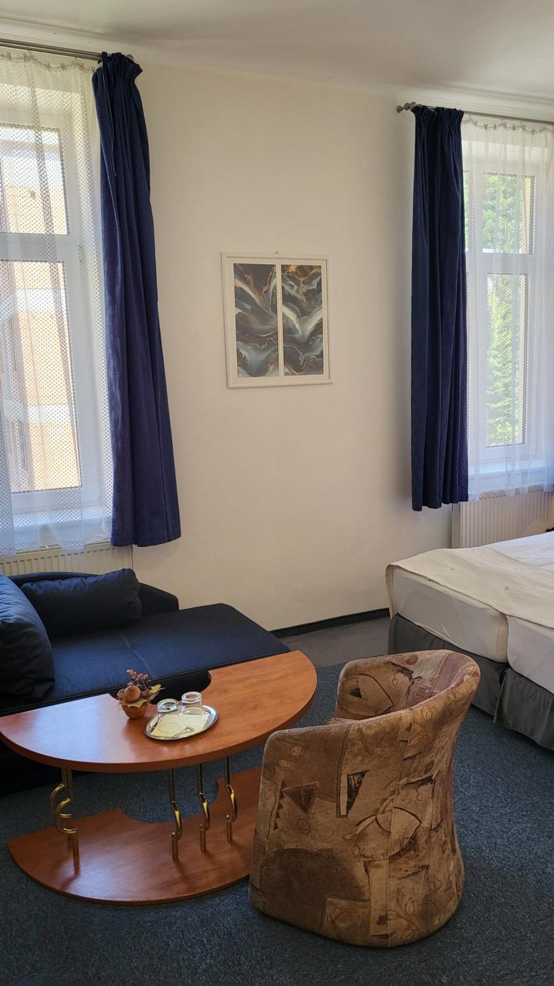 Hotel Margit Тренчианске-Теплице Экстерьер фото