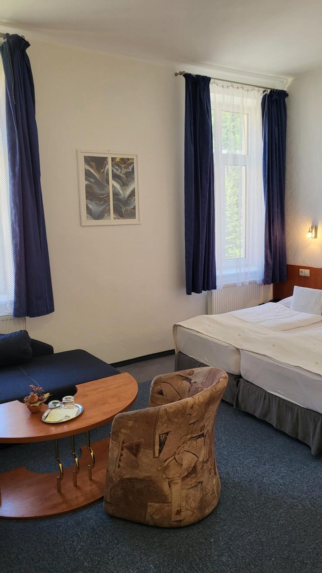Hotel Margit Тренчианске-Теплице Экстерьер фото